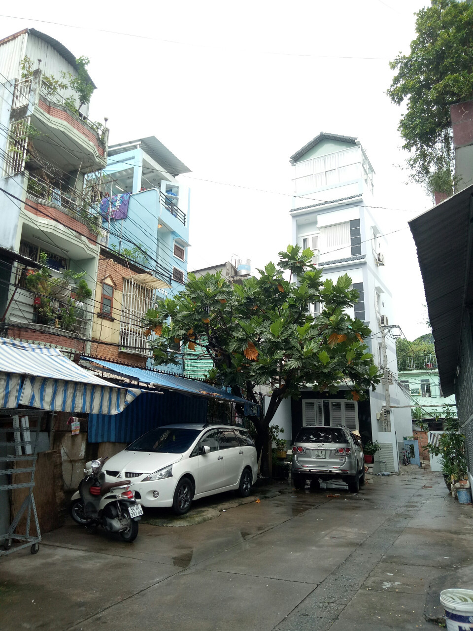 Bán nhà mặt tiền đường Trần Hưng Đạo, Quận 5. DT 4.05x17m, 1 Trệt, 3 Lầu đẹp