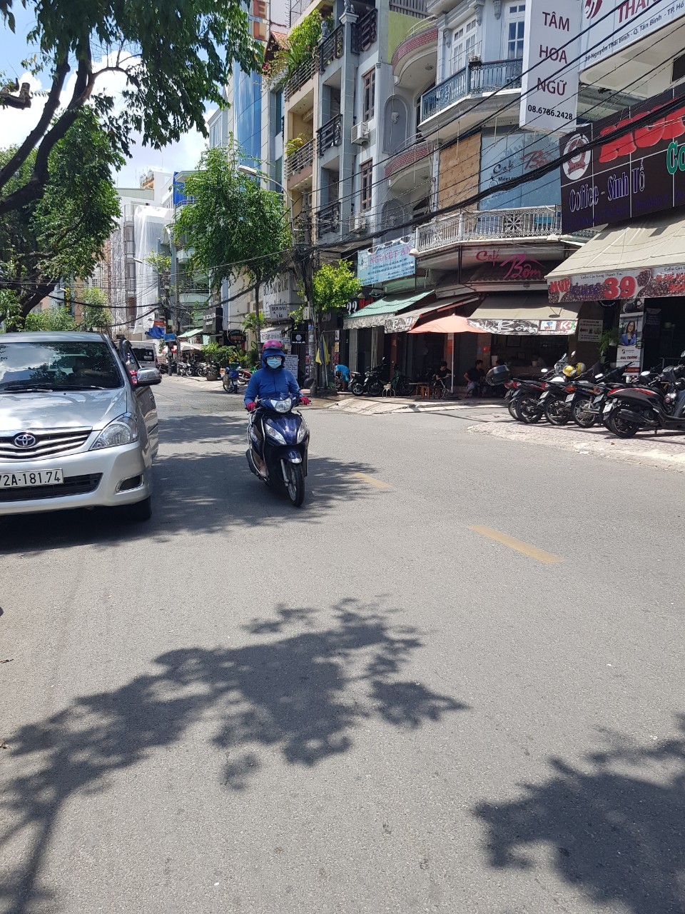 Hot nhà HXH 9m Nguyễn Đình Chiểu, P3, Q. 3 DT: 4m x 12.5m. 3L giá 7,9 tỷ TL