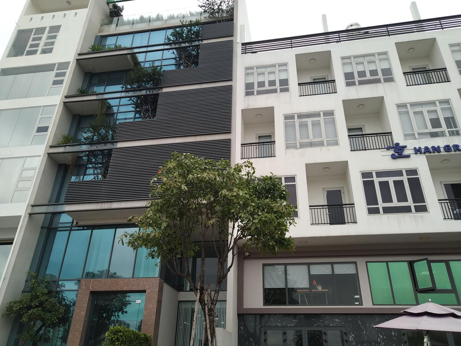 Cần bán Building Hầm + 7 tầng phường Bình An quận 2, thu NET 2,4 tỷ/năm