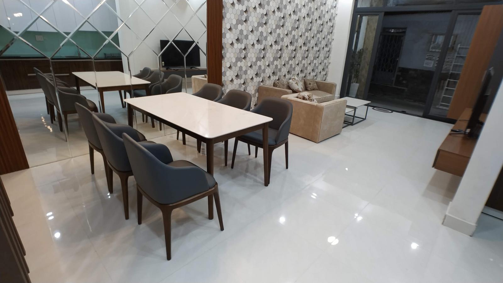 Chính chủ bán gấp nhà đẹp góc 2MT 3/2 P11Q10 4x14m NH nội thất  cao cấp giá 9.1 tỷ