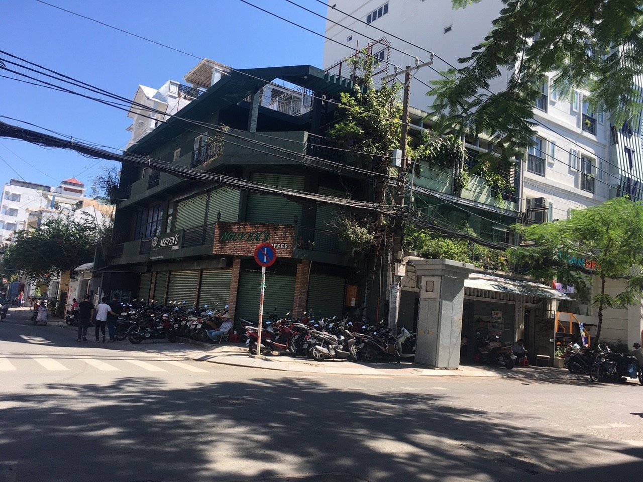 Bán nhà HXH 8m, An Dương Vương, P. 4, Q. 5, DT: 49m2, giá: 9.3 tỷ (TL)