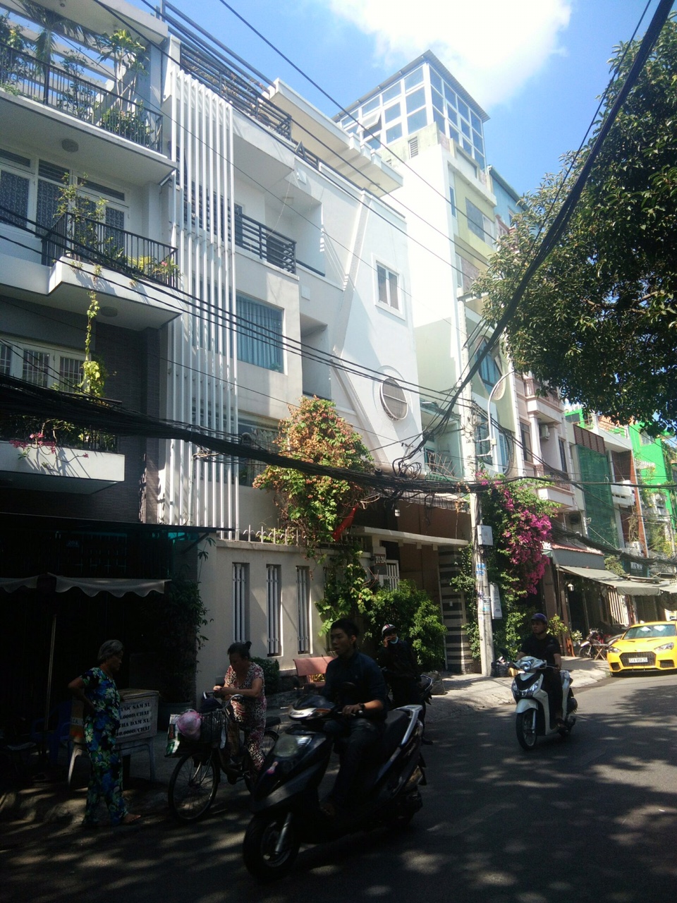Bán nhà HXH 12m đường nhựa Hoàng Hoa Thám,Tân Bình, cho thuê 25tr.