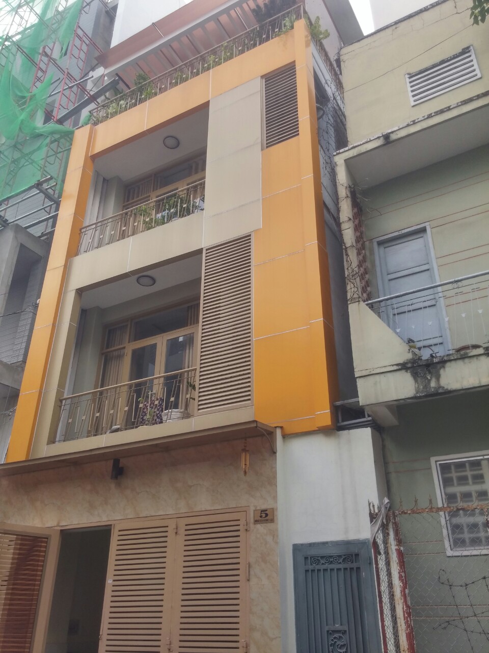 Định cư bán gấp nhà HXH Trần Phú, P4, Q5, 3.4x12m CN 40m2, 4 tầng, giá chỉ hơn 7 tỷ