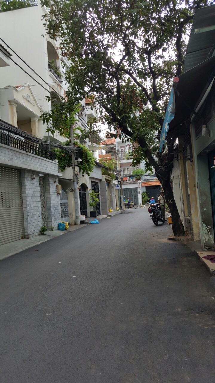 Nhà HXH Nguyễn Trãi khu sầm uất giá tốt chỉ 11 tỷ.