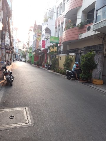 Nhà Hẽm 7m Cách mạng tháng 8, P.7, Q. Tân Bình, 3.9 x 15.8m 2 lầu ST, giá 8.4T