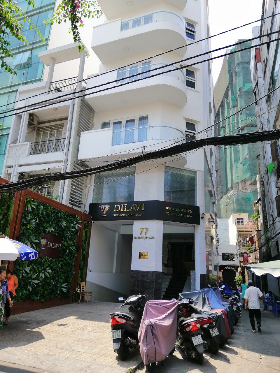Chính chủ bán gấp nhà Nhiêu Tứ, Phú Nhuận, 5.5mx12.2m, kết cấu 3 tầng. Nhà mới vào ở ngay