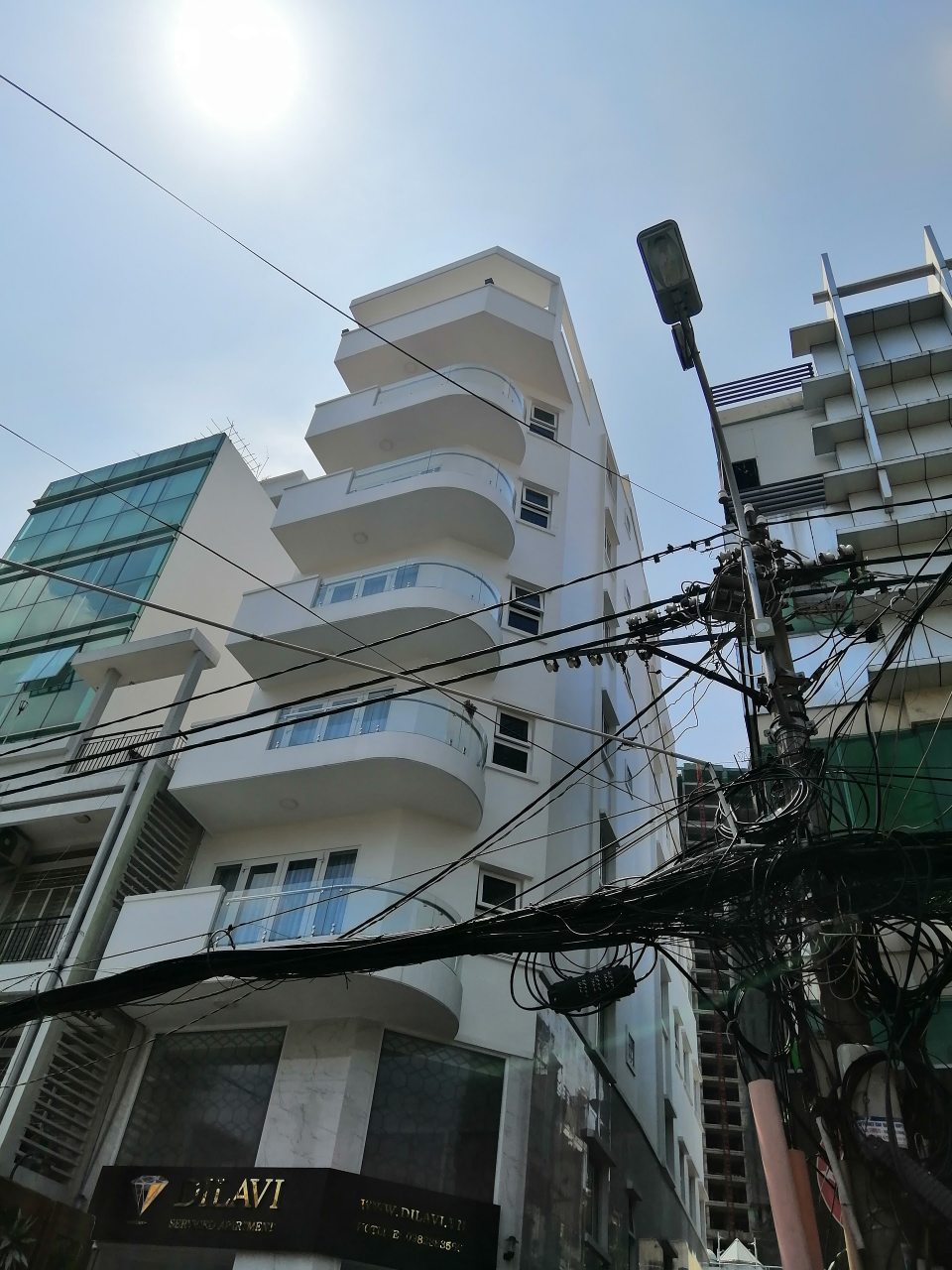 Cần bán gấp căn nhà siêu đẹp vip góc 2 mặt tiền Hoa Cau, Q. Phú Nhuận. 5.3mx13m giá 11 tỷ  