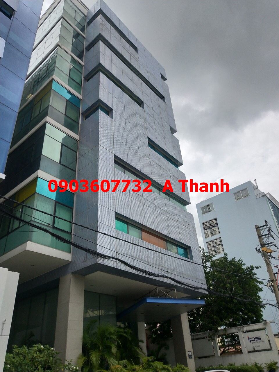 Bán khách sạn 2MT Nguyễn Trãi, Q1, DT 9x20m, 100 tỷ, 8 Lầu, TN 450tr/th, LH 0903607732