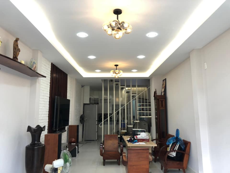 Bán nhà hẻm xe hơi 489 Huỳnh Văn Bánh, 4 x 14, 1T2L Giá 6,6 Tỷ LH:0903674458