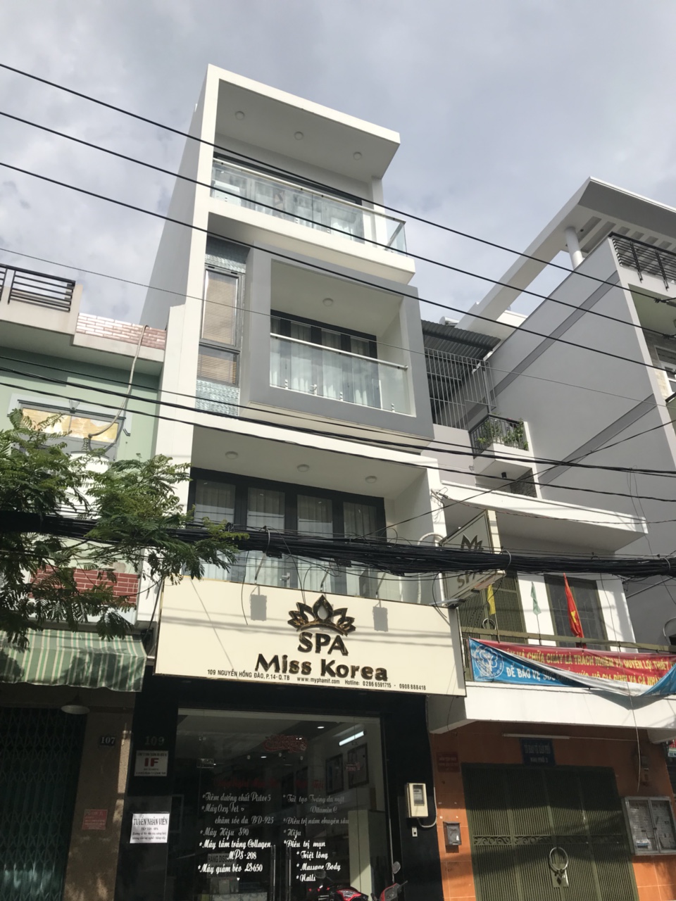 Thanh lý căn nhà nhà đẹp ở ngay mặt tiền khu K300 P.12 Tân Bình, 4*20, giá chỉ 13,5 tỷ