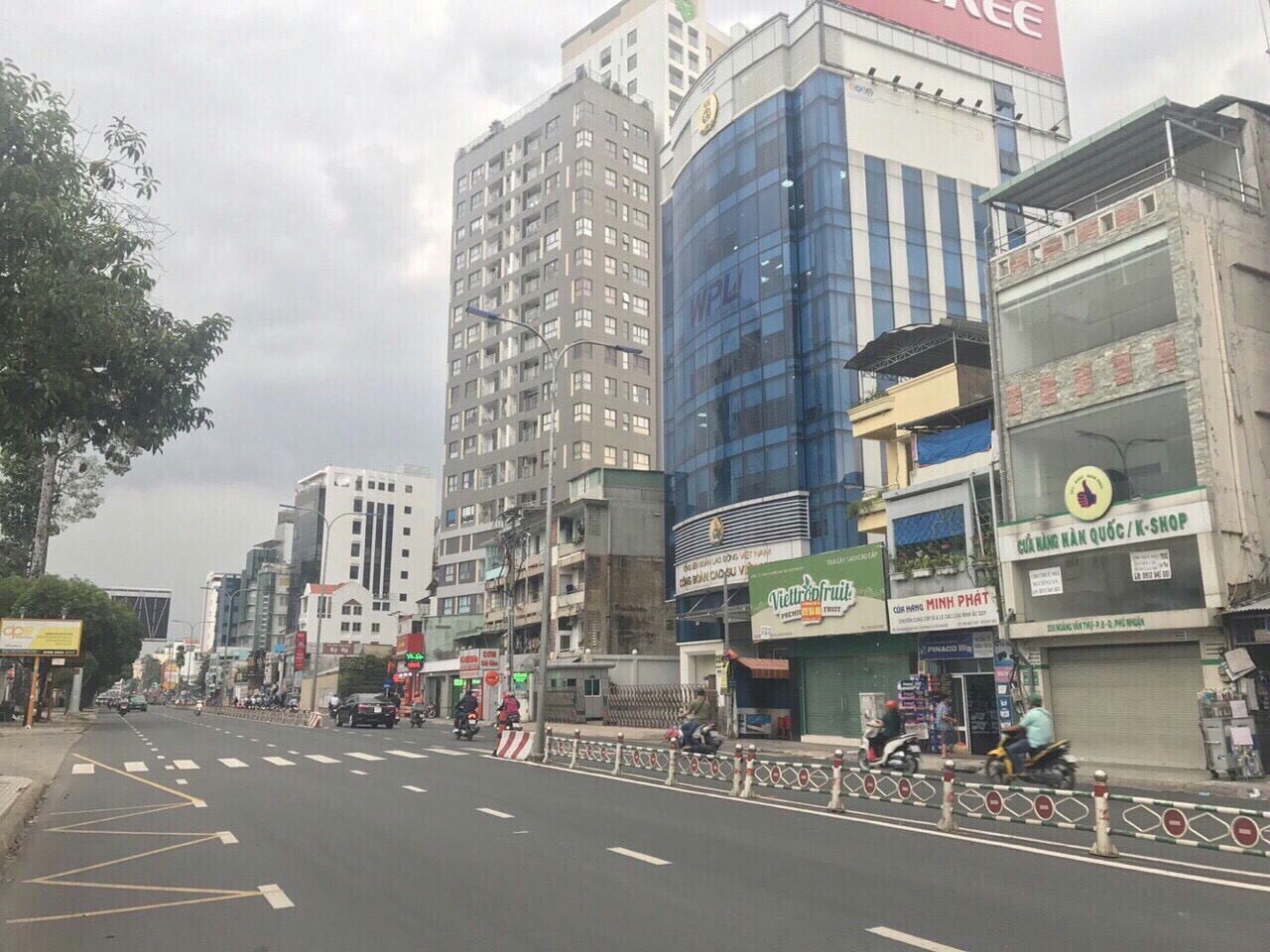 Cần bán gấp tòa nhà căn hộ mini giá cực tốt góc 2 MT đường Nguyễn Công Hoan, 5.2 x13m, giá 12.5 tỷ TL