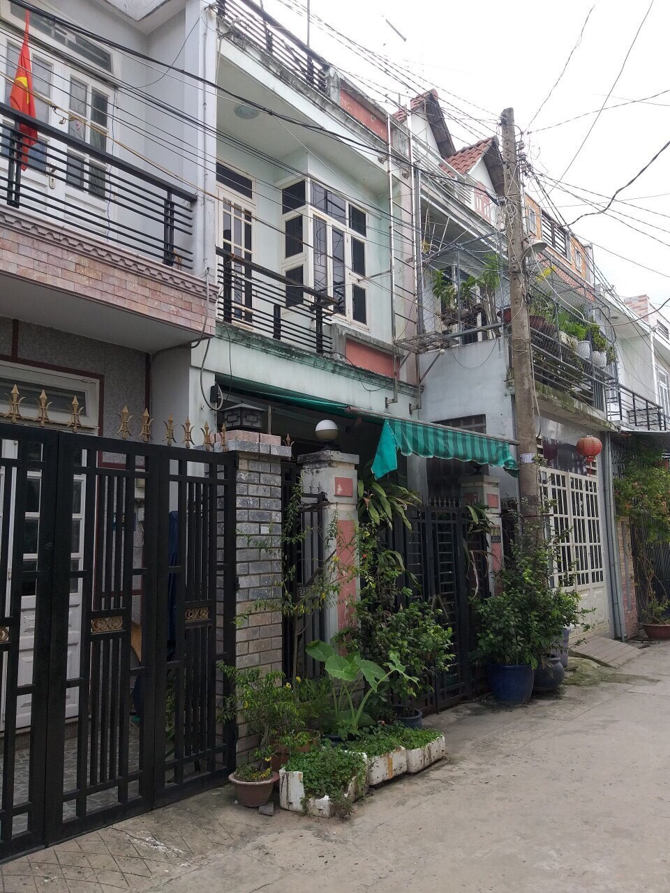Nhà bán Lê Văn Khương, ngay Metro Quận 12, 4x12m (48m2), 1 tỷ 700triệu LH: 0938704502