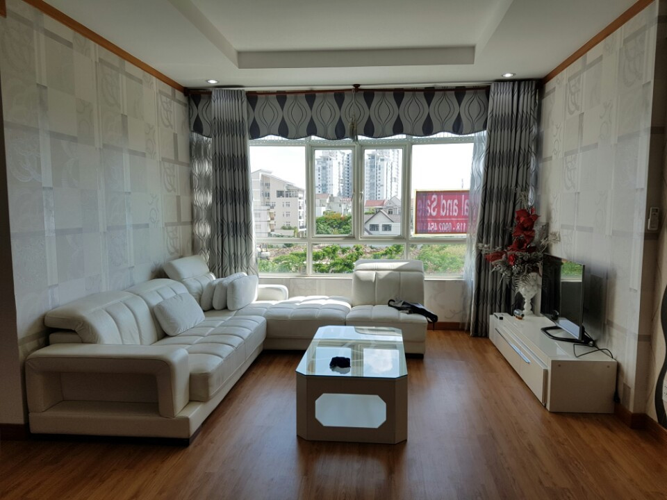 Bán căn hộ Phú Hoàng Anh liền kề Phú Mỹ Hưng 130m2, giá rẻ nhất thị trường, 2.6 tỷ