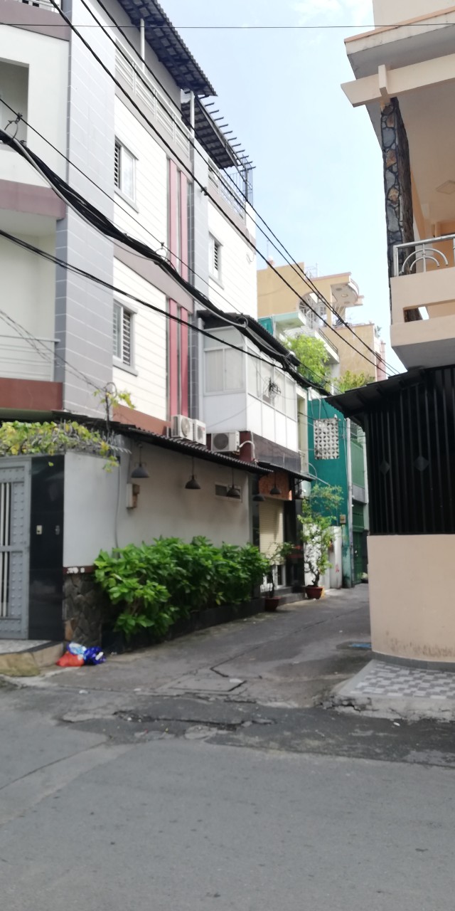 Định cư bán gấp nhà MT Minh Phụng Q11 CN  49m2 giá chỉ 11.6 tỷ