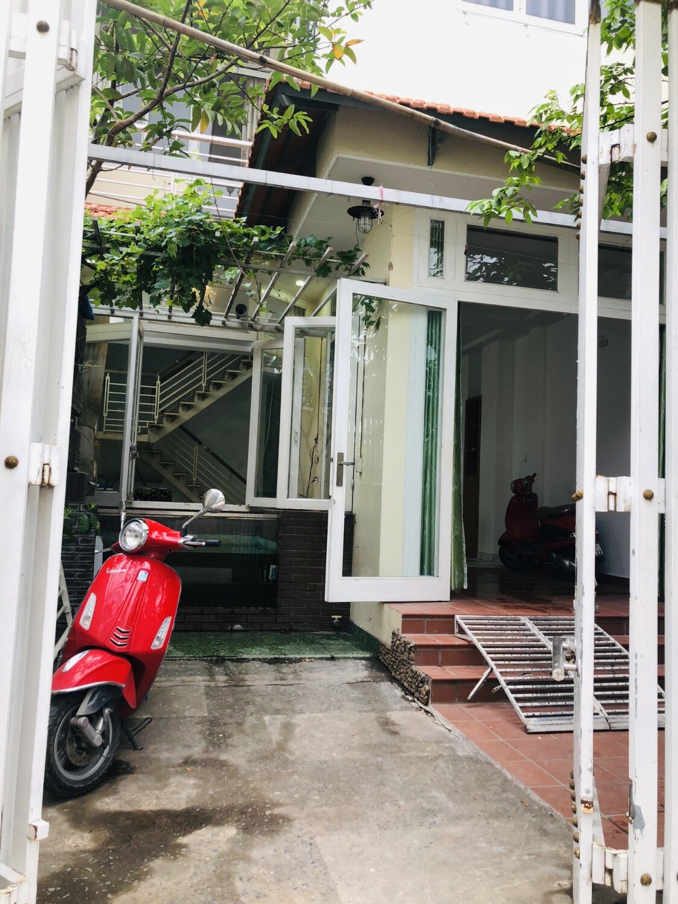 bán nhà biệt thự mini sau chợ Tăng Nhơn Phú B, Quận 9. Nhà đẹp dọn vào ở ngay.