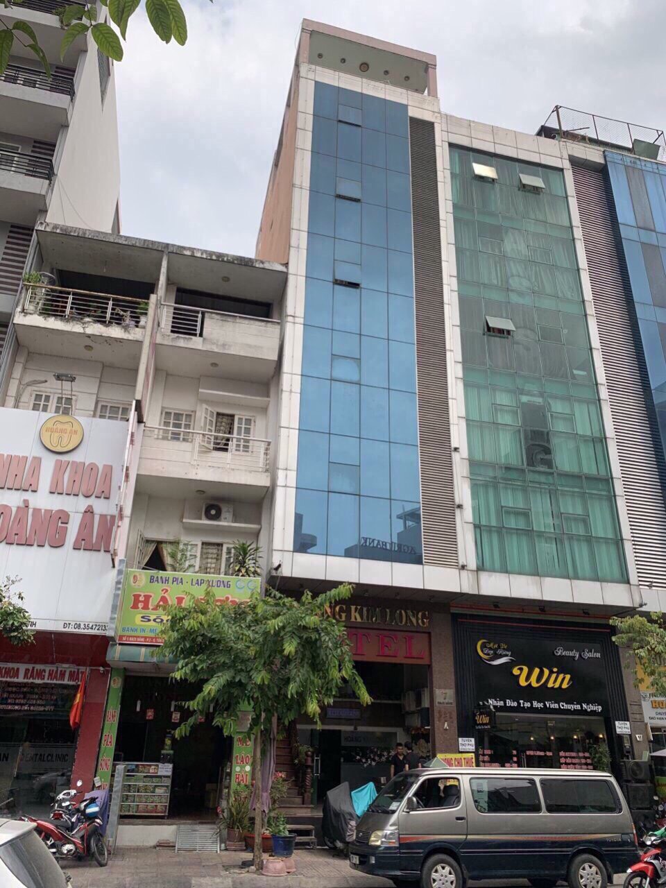 Bán nhà MT đường Nguyễn Biểu (gần góc Nguyễn Trãi) giá chỉ hơn 12 tỷ
