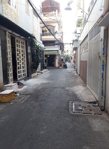 Bán Nhà Hẽm Bành Văn Trân, P. 7, Q. Tân Bình, 4.5x22m, 1 trệt, 2 lầu st Giá: 7.5 Tỷ