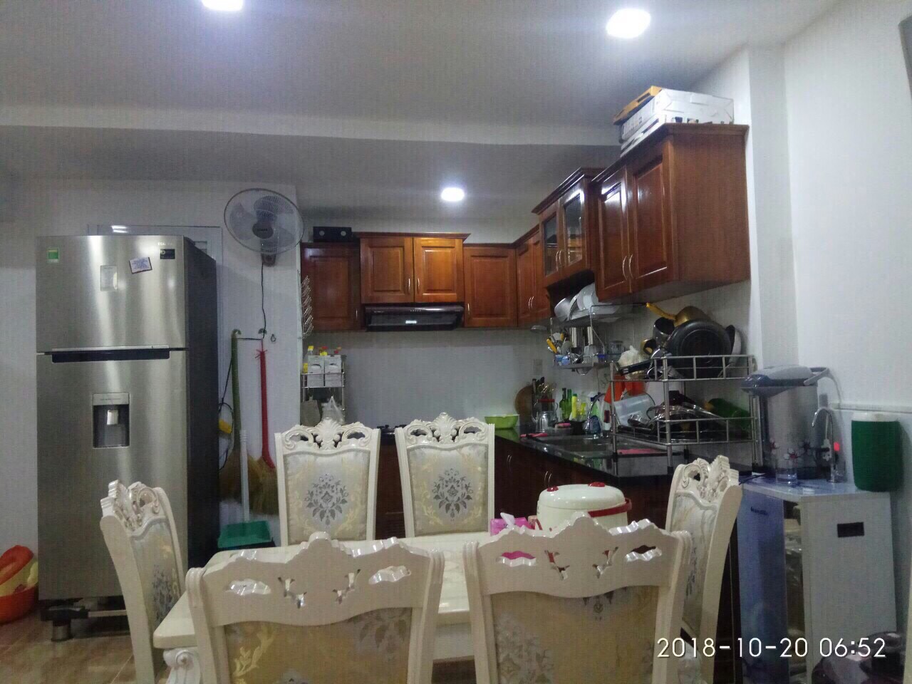 Bán nhà CHDV 8 phòng, hẻm xe hơi, đường Nguyễn Cửu Vân, P. 17, Bình Thạnh thu nhập 45tr/th 8 tỷ TL