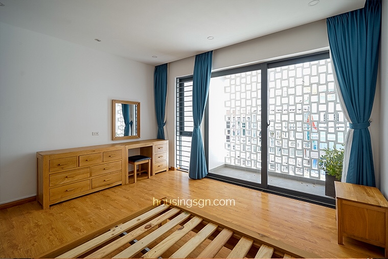Bán nhà phố khu cao cấp Cityland, 3 mặt tiền phía sau lưng Emart. DT sàn 360m2, giá 15.5 tỷ