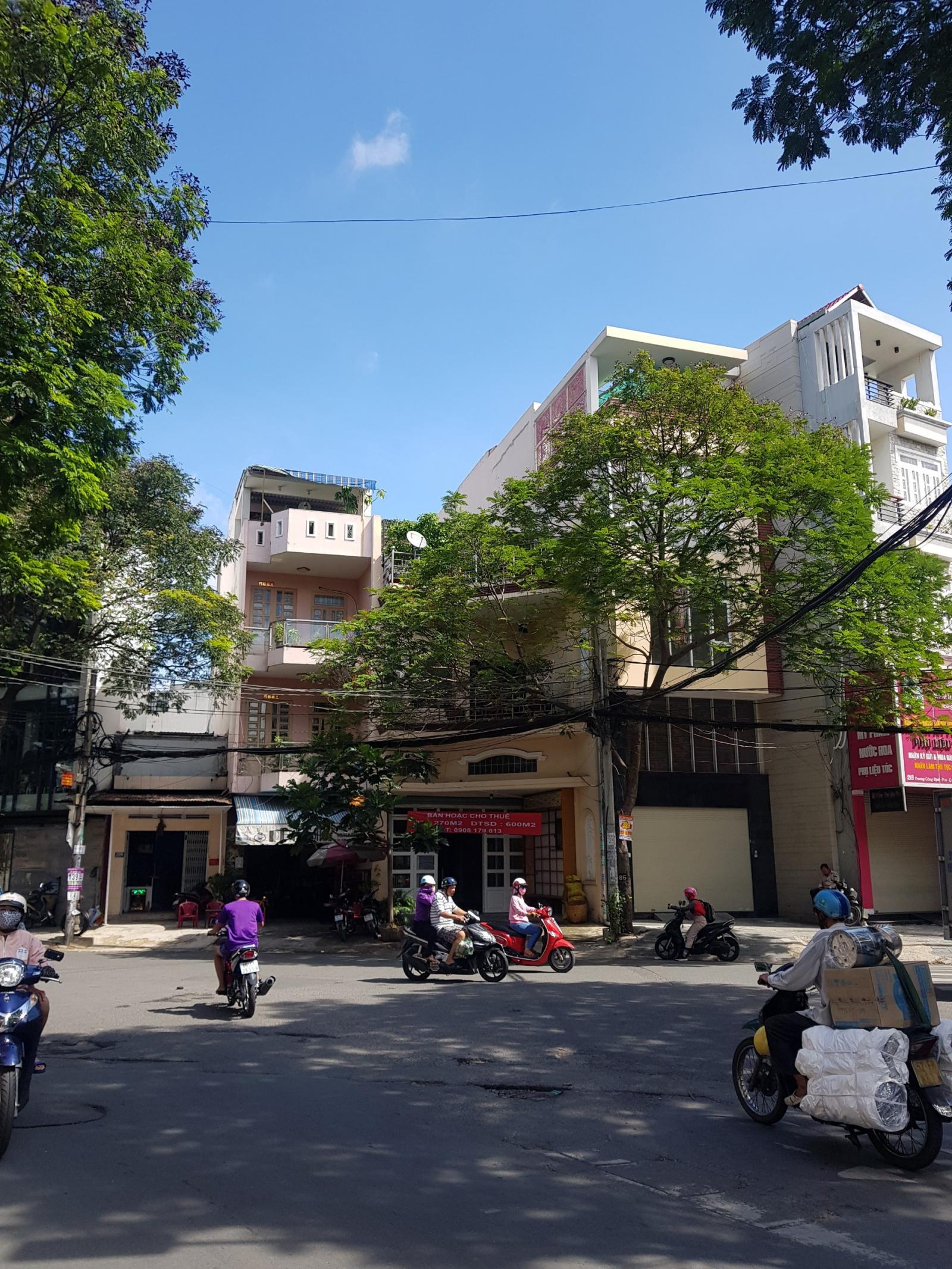 Bán nhà 5 tầng kế MT Đồng Đen cho thuê 50tr/th ngang 4.7m dài đến 25m có 8PN cho thuê