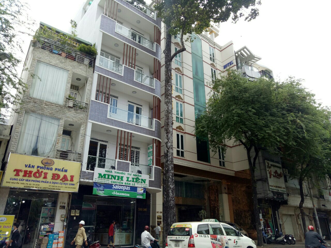 Bán nhà 2 mặt tiền đường Trần Phú - Nguyễn Tri Phương, Quận 5. (4x20m) 1 trệt, 6 lầu, thang máy.