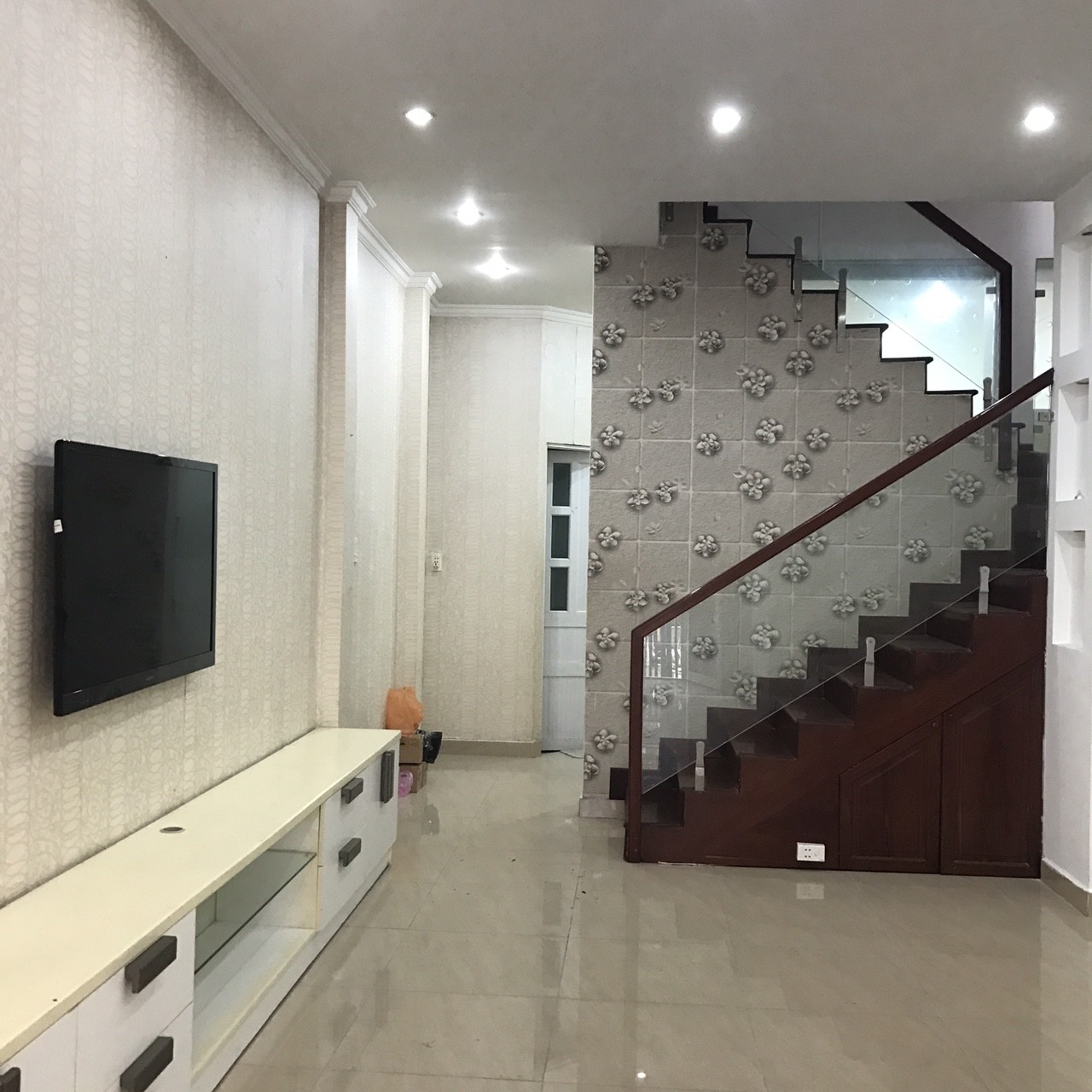 Bán nhà Hẻm 47/ Trần Hưng Đạo Nguyễn Tri Phương Q5