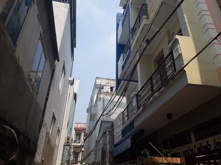 Bán nhà 3 lầu, ST đường Nguyễn Văn Quỳ, Q7, Dt 3,5x14m. Giá 3,85 tỷ