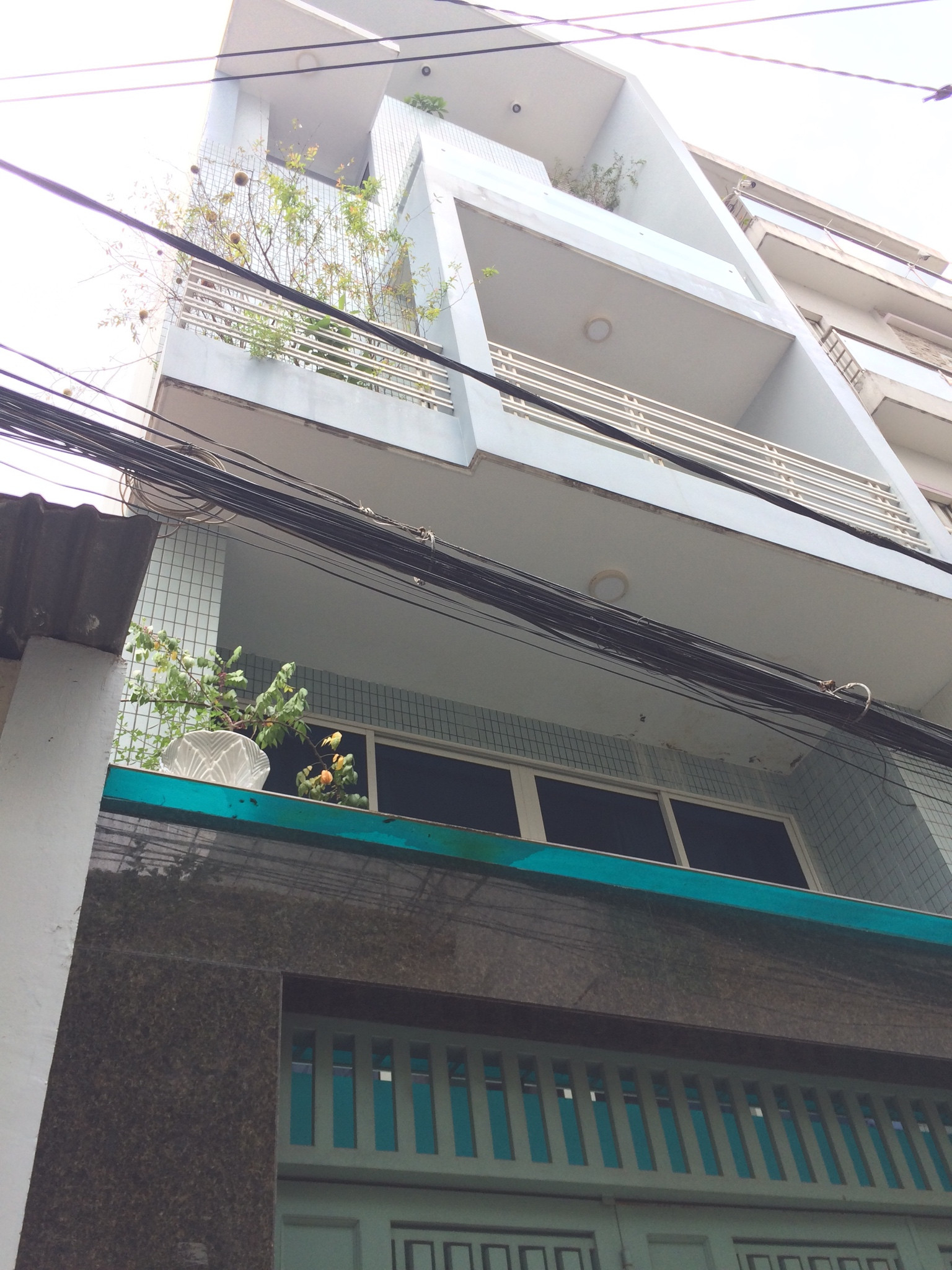 Bán gấp nhà MT Nguyễn Trãi, Q.5, DT: 4.1x13m, chỉ 9.5 tỷ TL