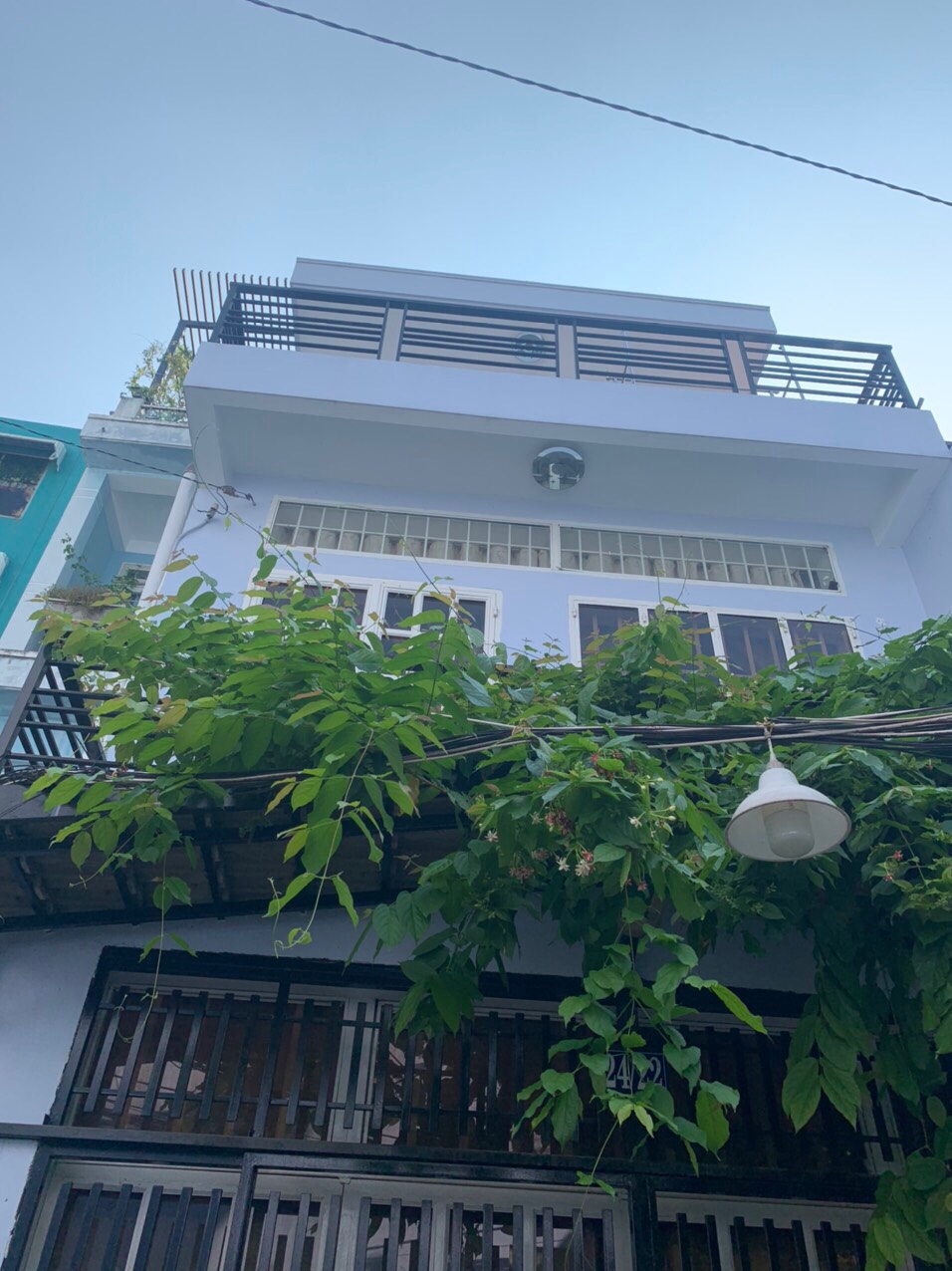  Bán nhà HXH đường Lê Quang Định, Q. Bình Thạnh, dt 4x9m, 3 tầng