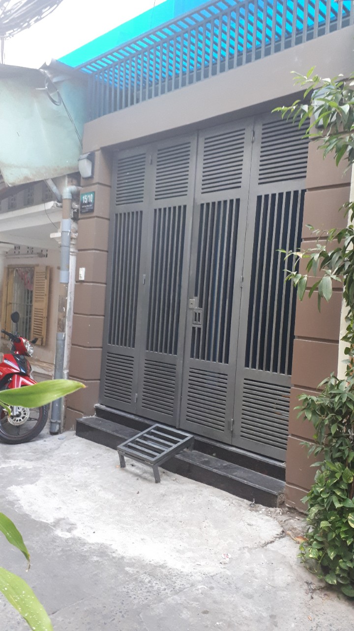 Bán nhà mặt tiền đường 3 Tháng 2, Q10, DT 4,5x17m, giá 26,5 tỷ, vị trí đắc địa