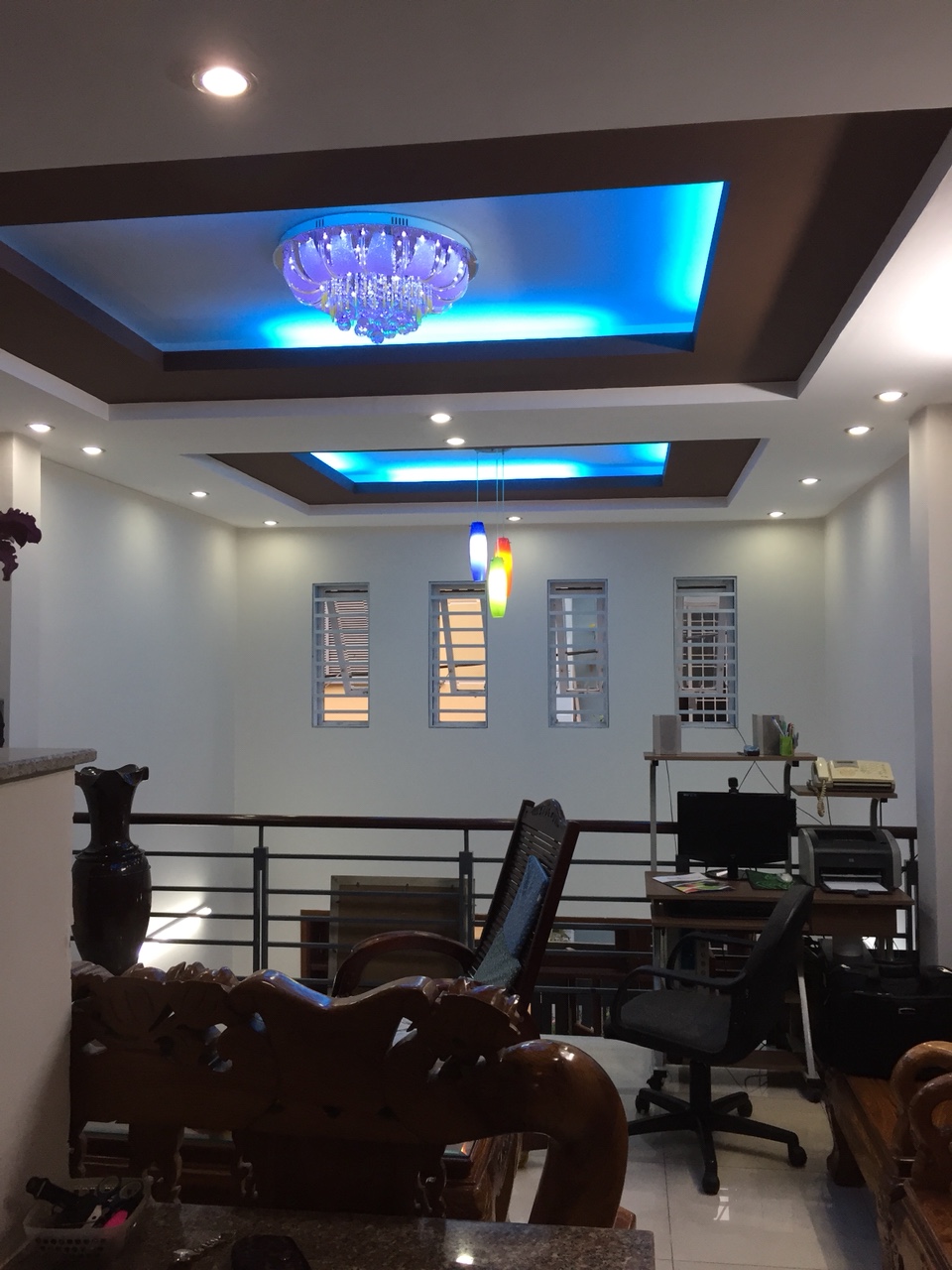 Bán gấp nhà 4 tầng kế MT Hoàng Hoa Thám ngay cửa chính T3 Tân Sơn Nhất cho thuê 25tr/th
