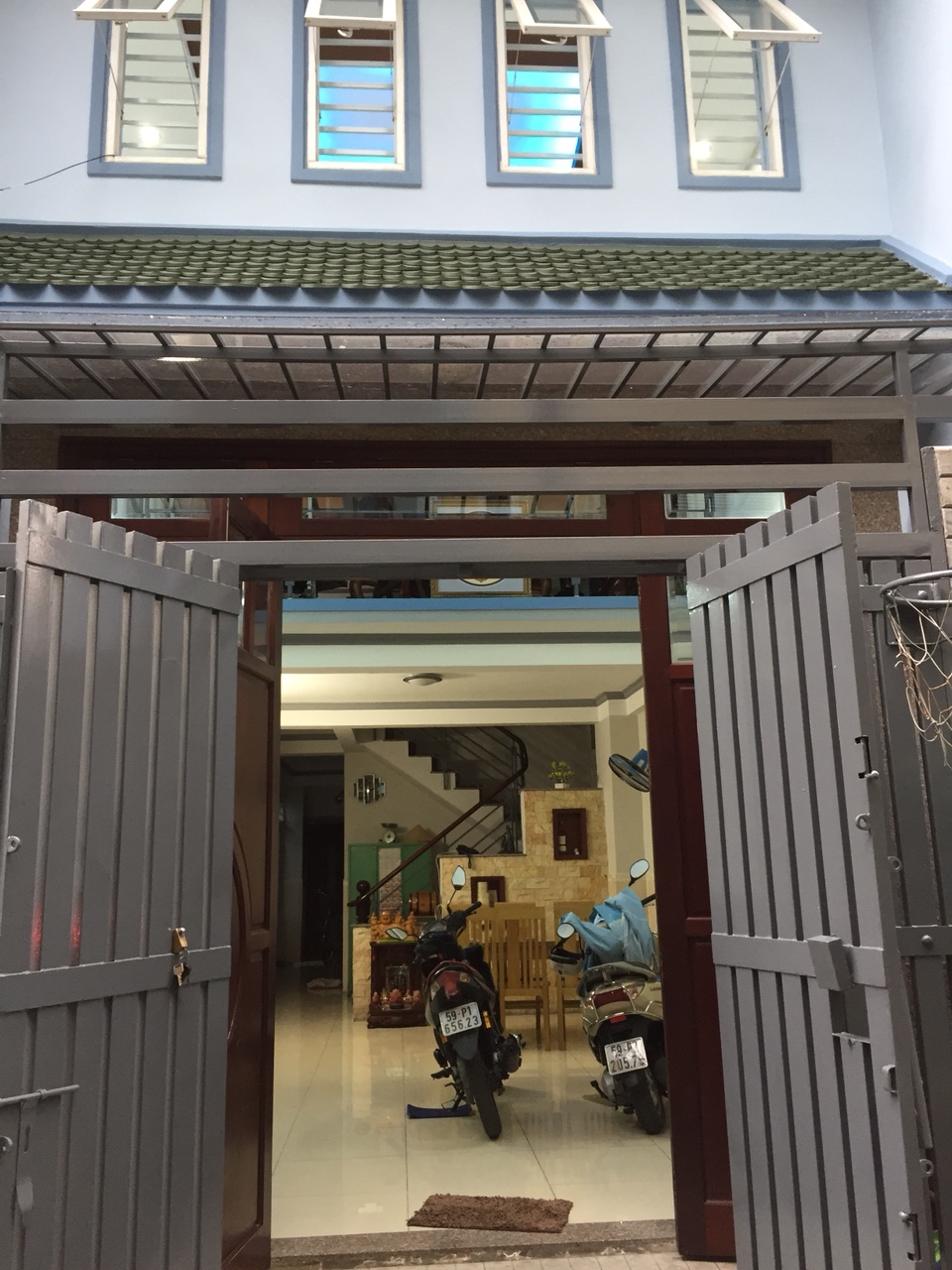 bán gấp nhà 5 tầng kế MT Trường Chinh ngang 4.7m dài 22m cho thuê 40tr/th