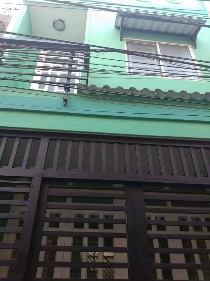Tôi có căn nhà 1 lầu đường Bà Điểm 2, gần Nguyễn Thị Sóc, Hóc Môn, 40m2, giá 715 triệu, có sổ