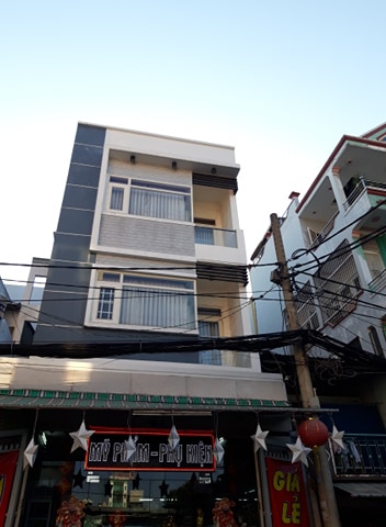 Kẹt Vốn Bán Nhà 2 Lầu Cách Mạng Tháng 8 (4.6 x 23) P. 7, Q.Tân Bình. Giá 7.5 Tỷ