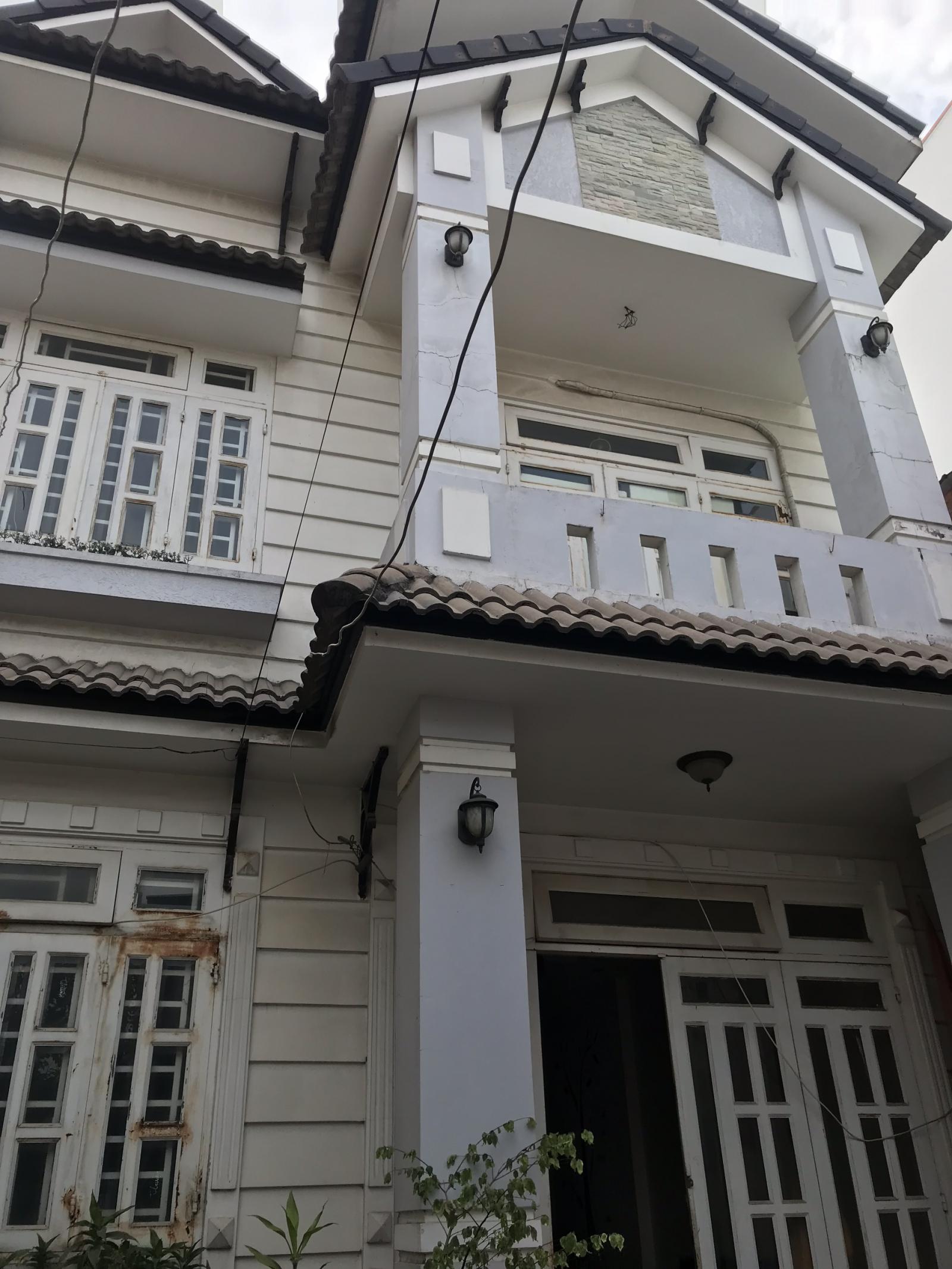 Bán nhà mặt tiền đường Tăng Nhơn Phú, Quận 9, ngang 7.35m dài 40m - Giá 80tr/m2