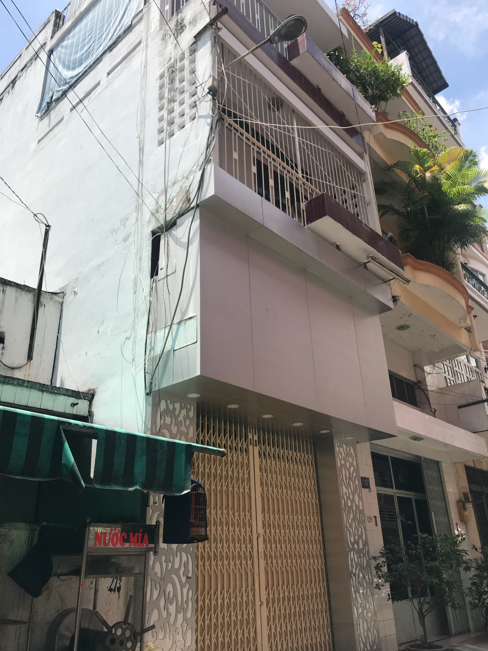 Cần bán gấp nhà Mặt tiền đường Tô Hiến Thành Q.10, DT: 4x19m, 3 lầu, giá 22.8 tỷ TL