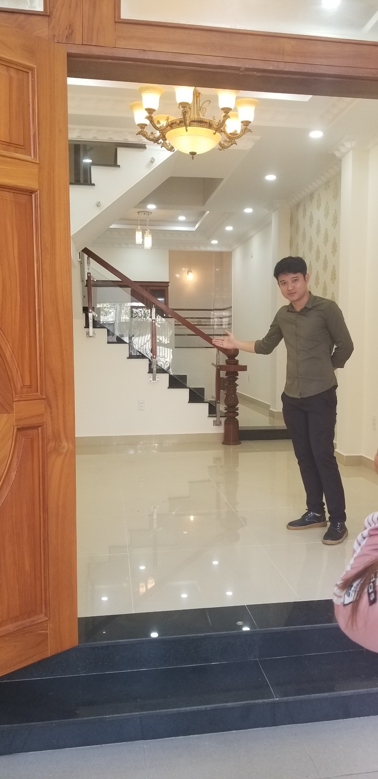 Bán gấp nhà đẹp giá rẻ đường số 9 phường Linh Chiểu trung tâm quận Thủ Đức giá 5ty5