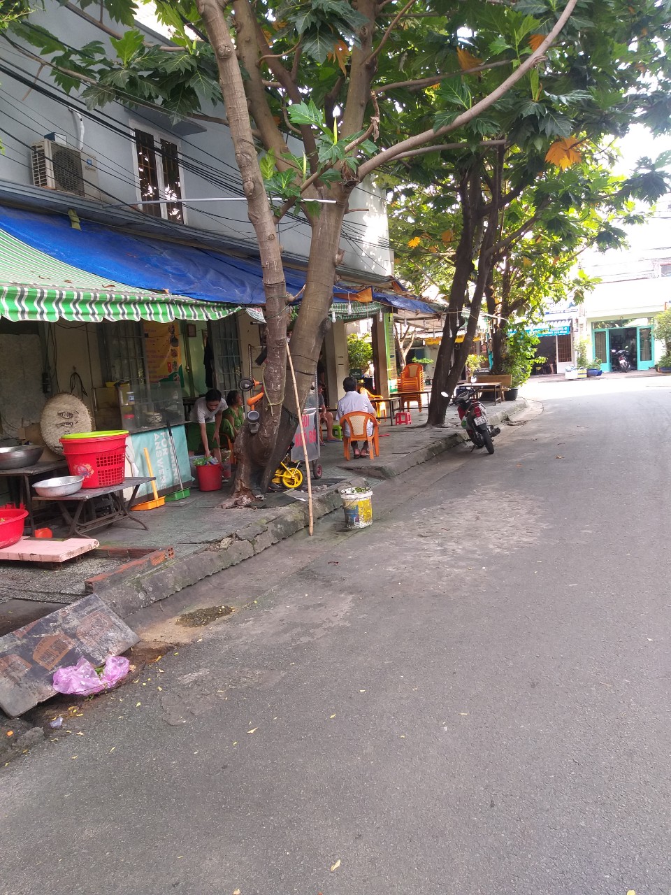 Bán nhà mặt tiền kinh doanh đường 11, phường Phước Bình, quận 9.