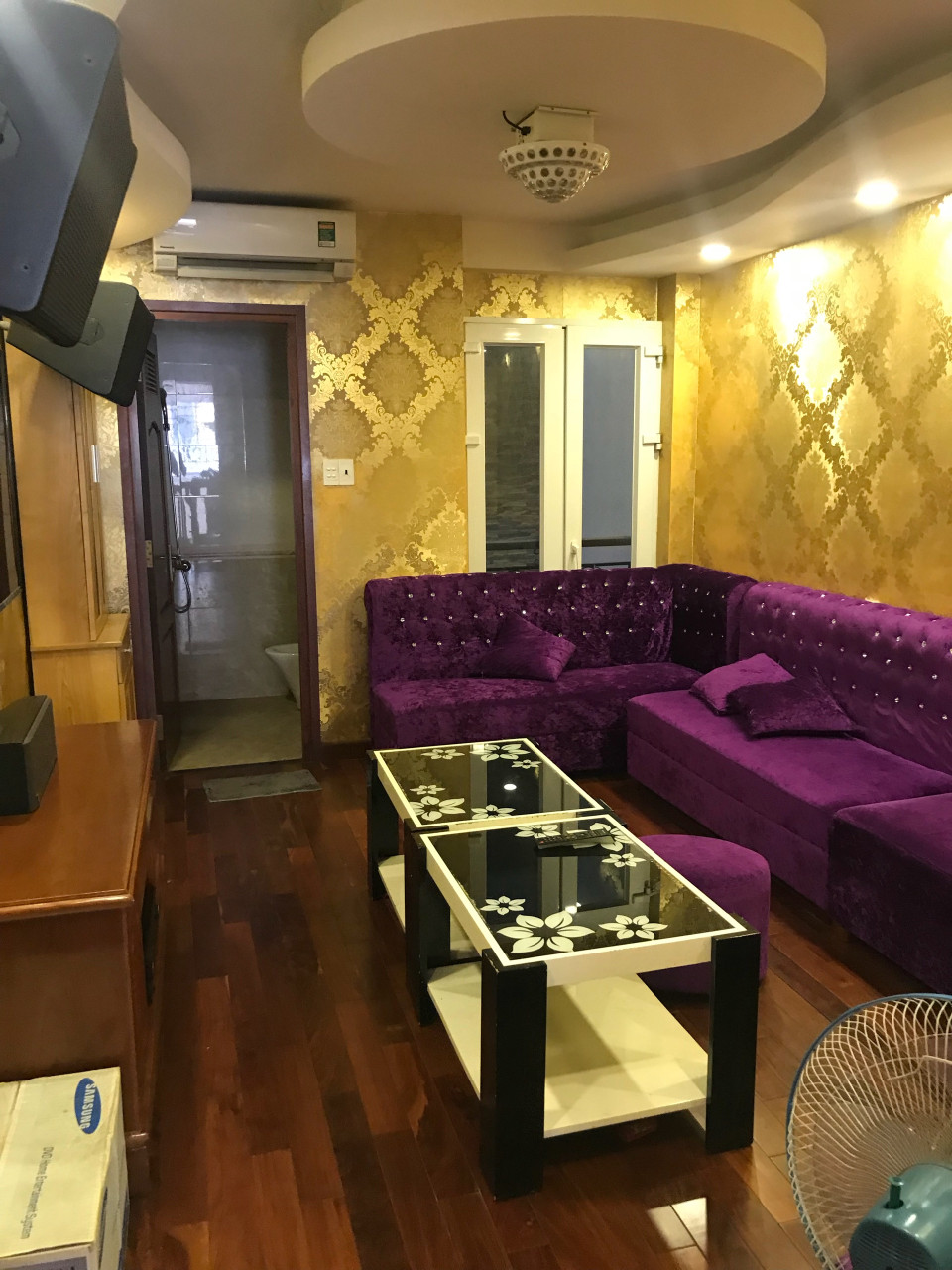 bán gấp MT Nguyễn Tiểu La. dt:4.3x13m nhà 5 tầng giá tốt nhất chủ 13.6 tỷ