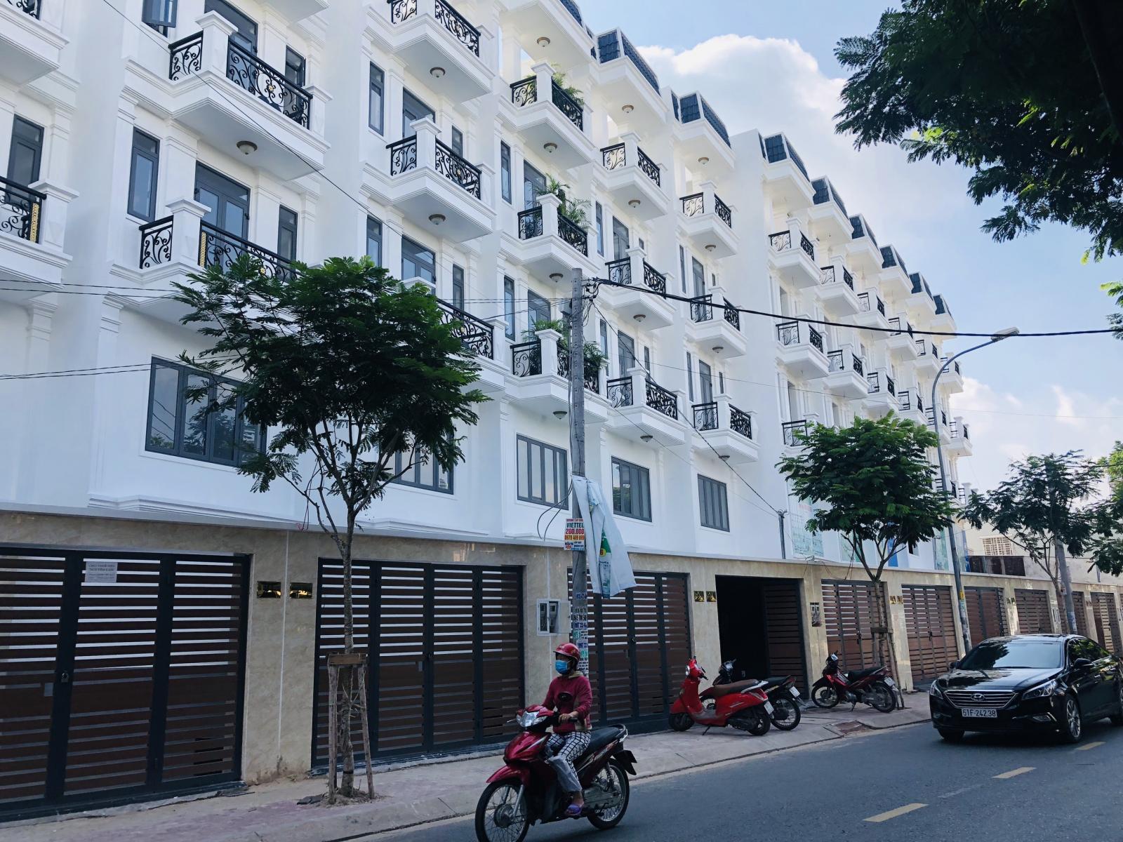 Bán nhà phố mặt tiền kế bên trục đường chính Lê thị Riêng và Lê Văn Khương. Lhệ 0907.228.829