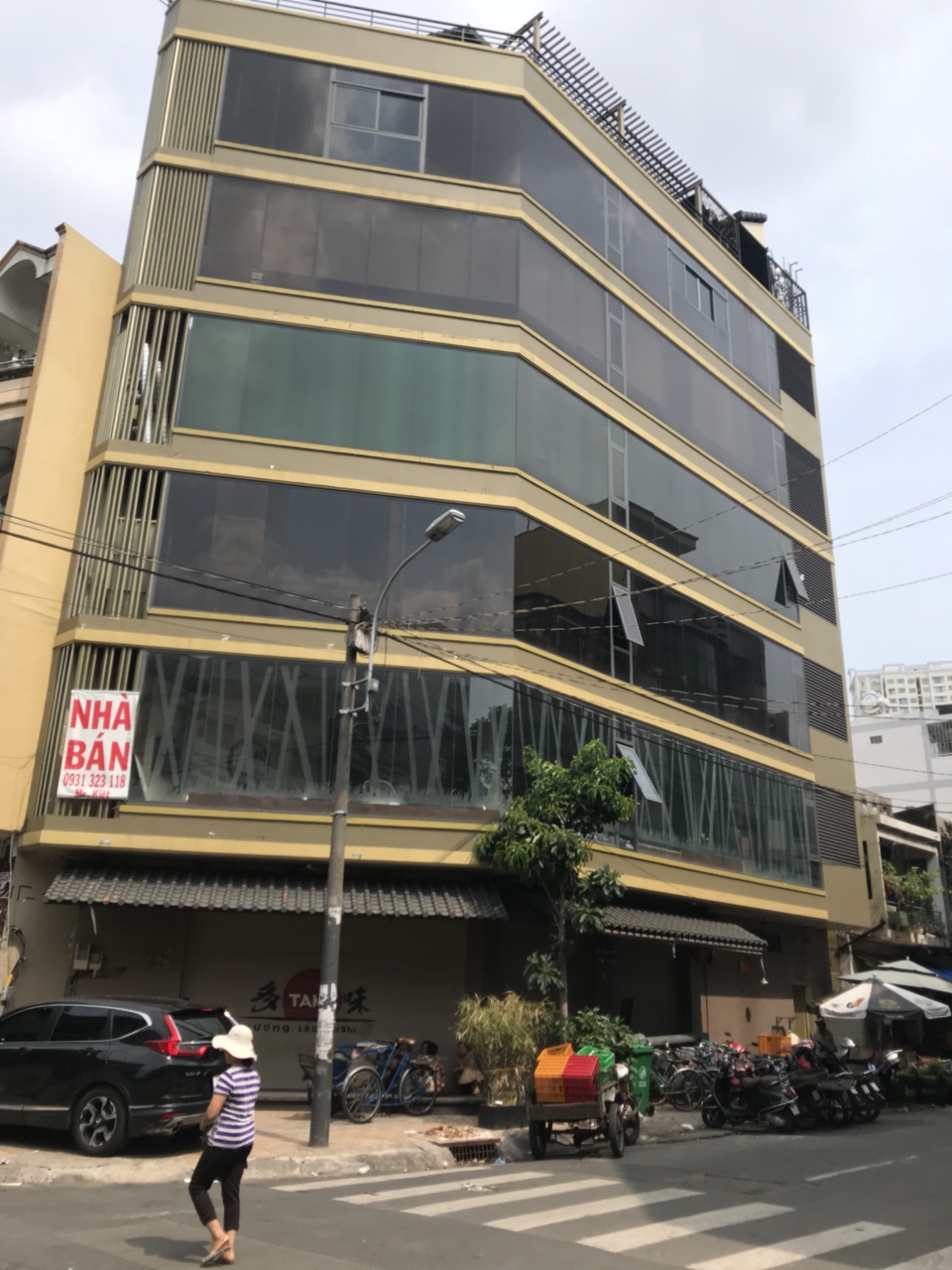Đúng 1 Duy Nhất Mặt Tiền Tạ Uyên 4 x17m Vuông Vức giá 27.8 tỷ q5.