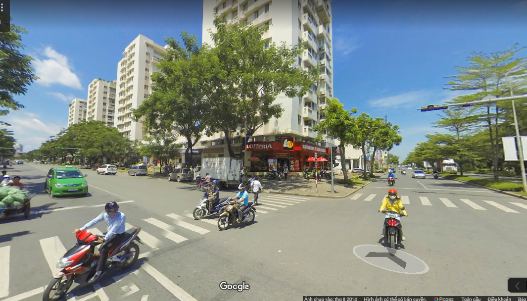 Bán nhà phố PMH mặt tiền đường Nguyễn Văn Linh, 1 trệt lửng, 3 lầu giá 26.5 tỷ LH - 0909 86 5538