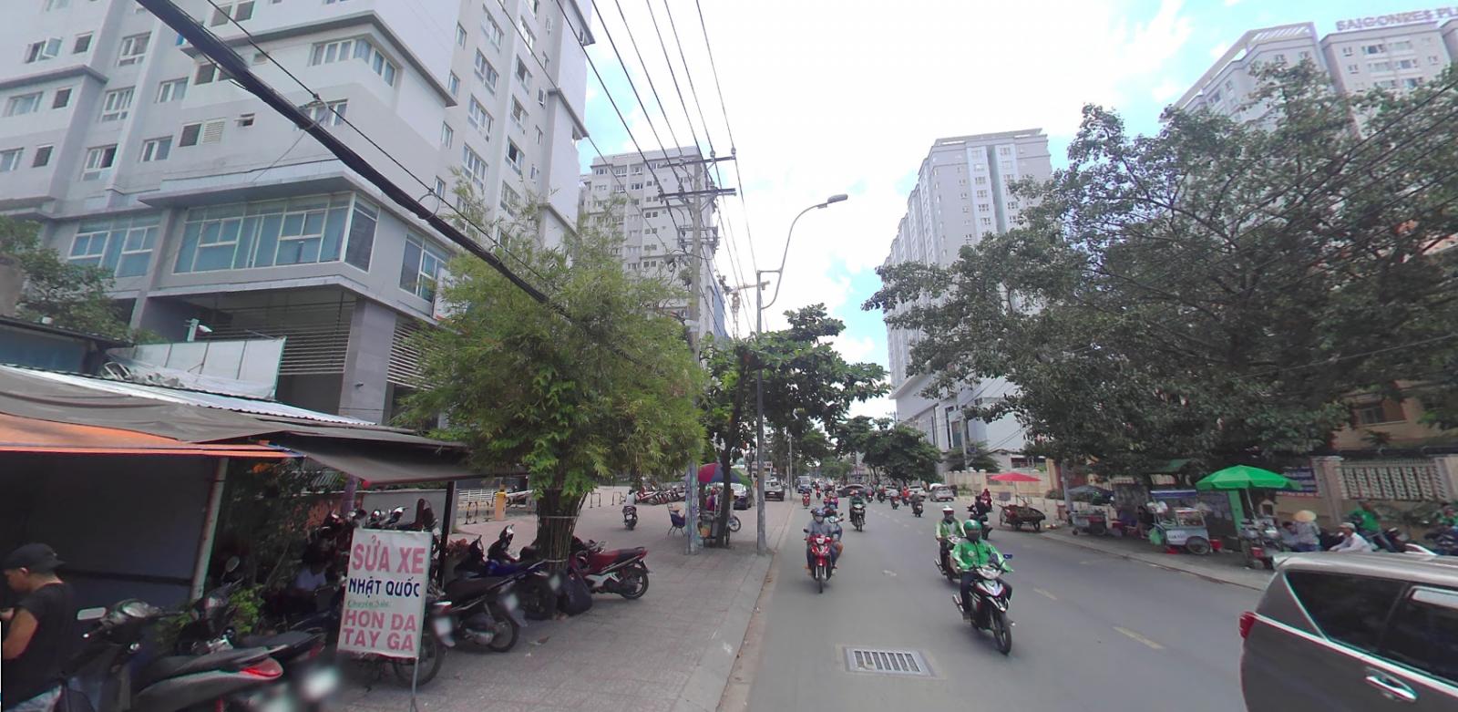 Bán gấp nhà mặt tiền đường Nguyễn Xí, 8.1x50m, 6 tầng, giá 43 tỷ, đoạn 2 chiều, chính chủ. LH; 0933818298