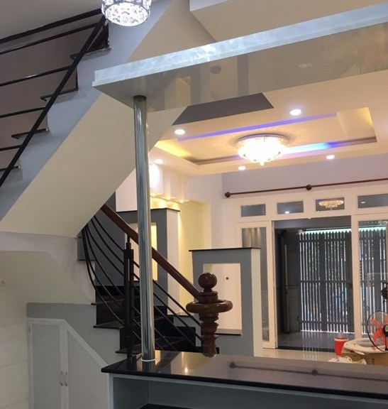 Bán nhà 3 lầu mới đẹp hẻm 480 Nguyễn Tri Phương giá 3.9 tỷ