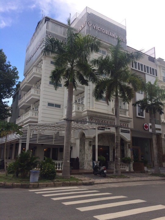 Bán khách sạn góc 2 mặt tiền đường Đặng Đại Độ, Phú Mỹ Hưng, Quận 7 giá 75 tỷ