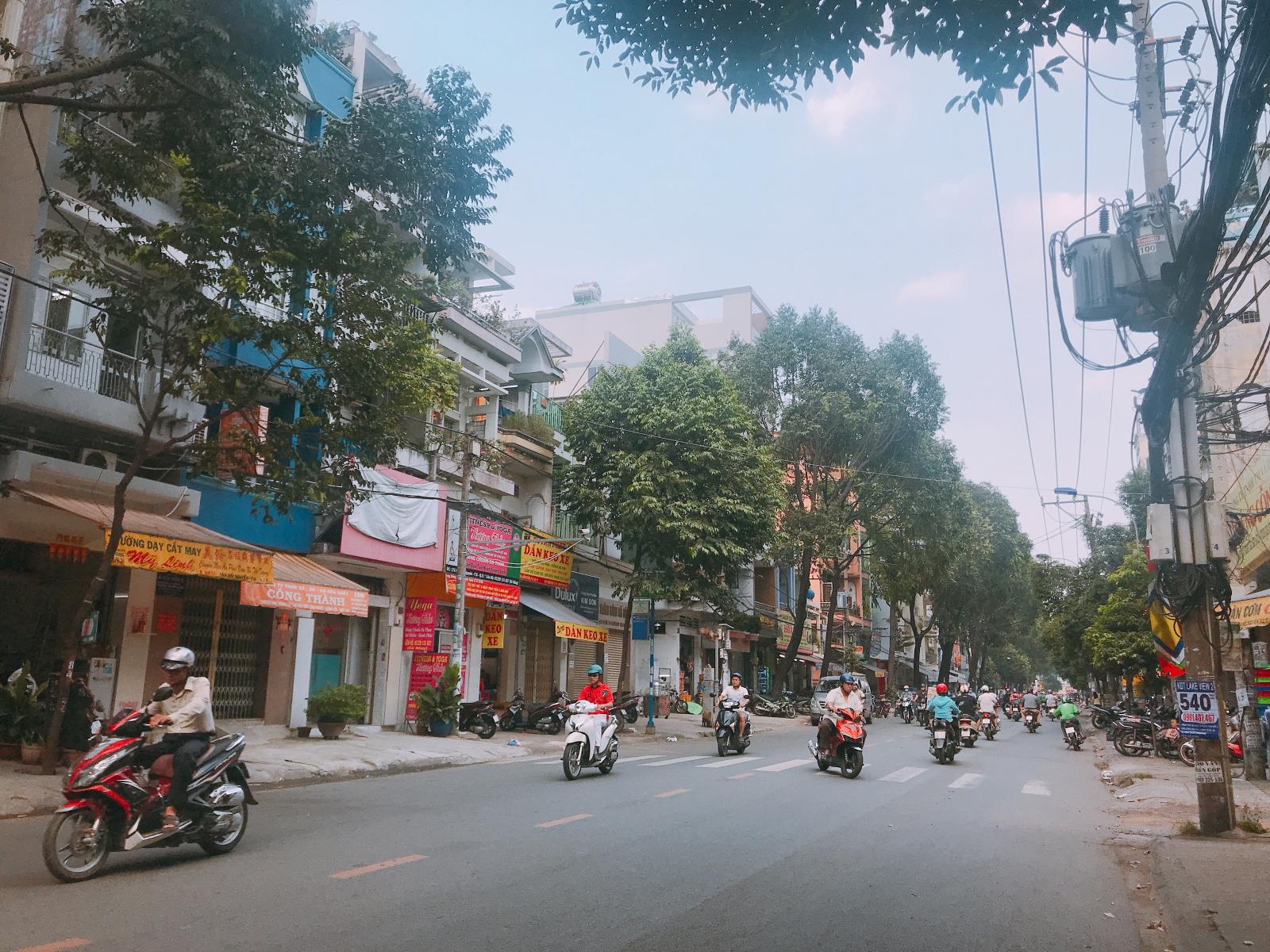 Bán nhà HXH 565 Nguyễn Trãi, Phường 7, Quận 5, DT: 3.5x10m, vuông vức 5 tầng