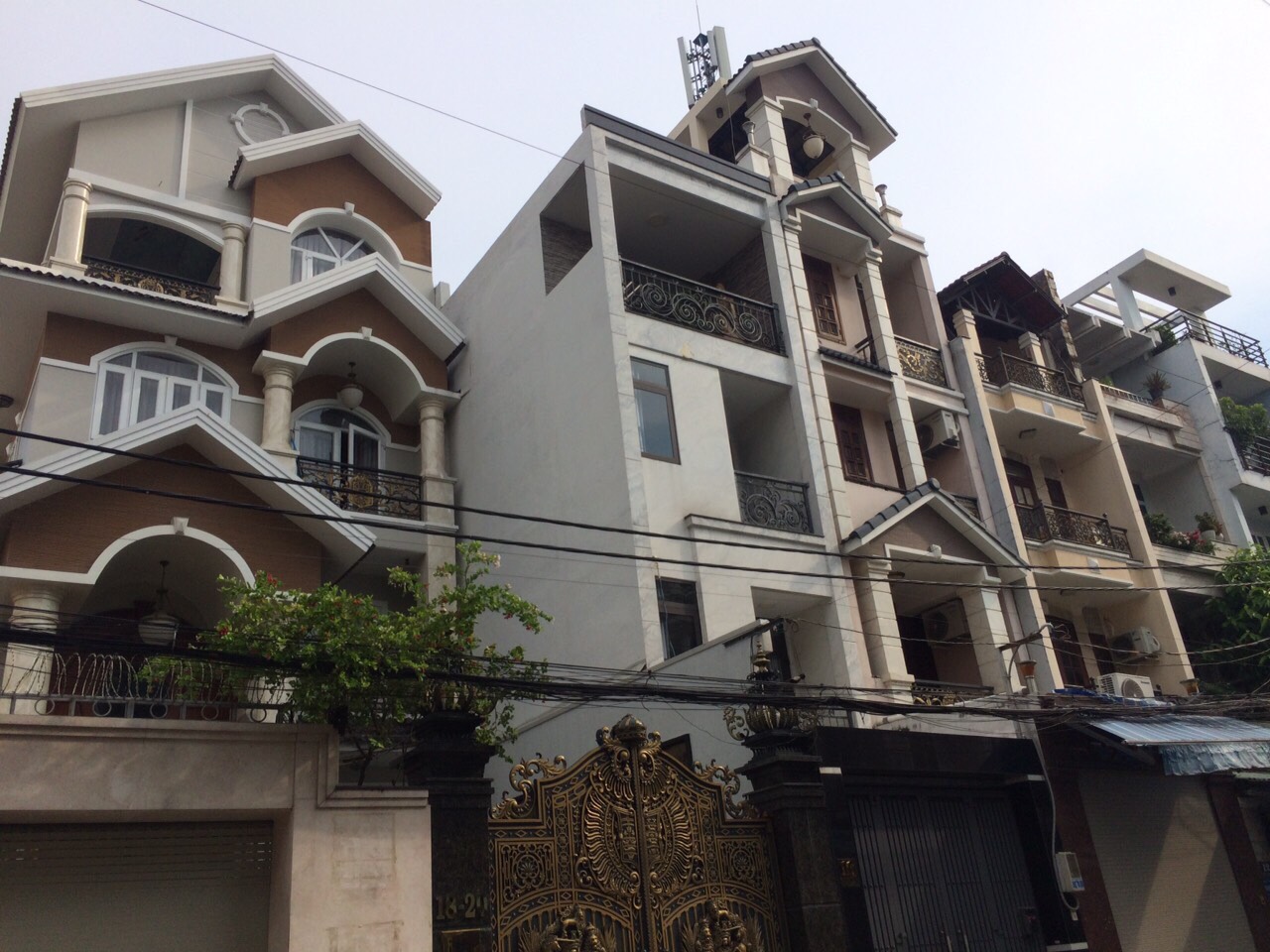 Bán nhà mặt tiền đường Bàu Cát 4, phường 14 Tân Bình, DT 4x28m, 3 tầng Giá chỉ 13.9 tỷ
