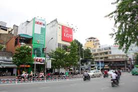 Bán nhà MT Bạch Vân, quận 5, trệt 4 lầu ngay chợ Hòa Bình giá 18.5 tỷ/TL