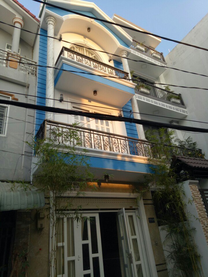 Bán nhà MTKD đường Lê Sát, P.Tân Quý, Q.Tân Phú, 4x11,3m; 3tầng, giá chỉ 6 tỷ1.