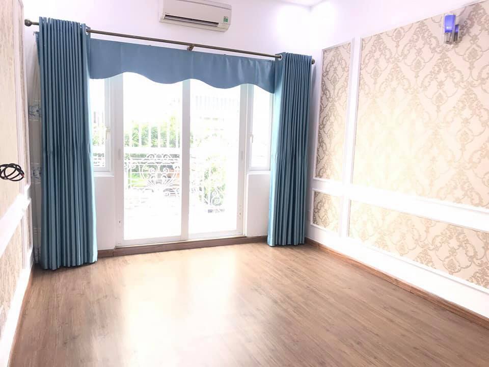 Bán nhà Phường 8 Phú Nhuận, Hẻm 8m, 5PN, 60m2, 12 tỷ Hoàng Văn Thụ.